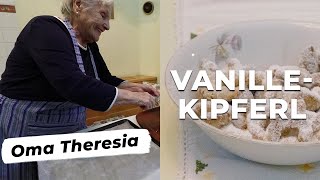 Die 92jährige Oma Theresia teilt ihr Vanillekipferl Rezept mit Cooking Grannies [upl. by Marx]