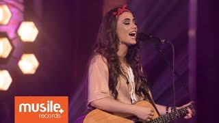 Isadora Pompeo  O Nome de Jesus Ao Vivo [upl. by Natsyrt]