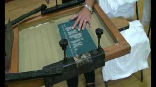 How to silk screen print in 4 minutes [upl. by Arhsub]