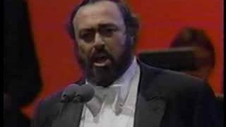 Pavarotti Bixeo quotLa Mia Canzone Al Ventoquot [upl. by Feldt999]