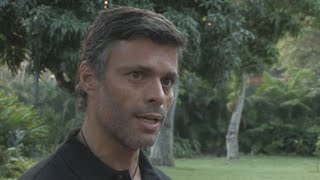 Leopoldo López llega a Madrid tras abandonar residencia del embajador en Venezuela [upl. by Irbua]