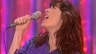 Laura Branigan  First Gloria US TV Performance 1982 [upl. by Stinky]