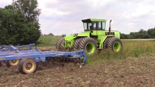 Steiger Panther III ST325 4wd Tractor [upl. by Dlorej]