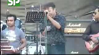 Pakistani Singer Alamgir Sings Bangla Song Amay Bhasaili Re [upl. by Yevette]