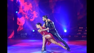 Lourdes Sánchez y Gabo Usandivaras deslumbraron con un tango perfecto [upl. by Ahsinirt]