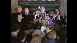 Helmut Kohl Rede zum Mauerfall vor dem Schöneberger Rathaus 10111989 [upl. by Yssor]