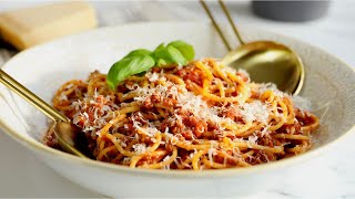 Traditional Spaghetti Bolognese Classic Italian Sauce [upl. by Aicnerolf]